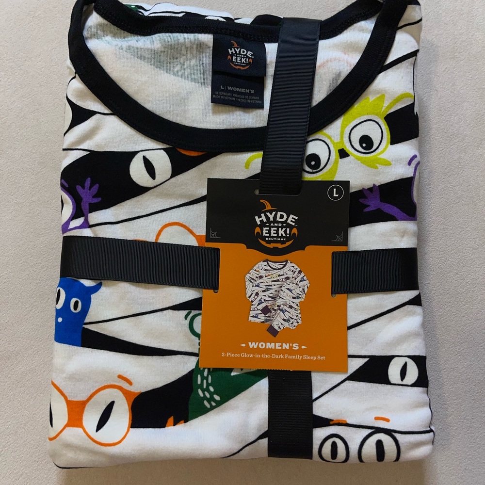 Hyde & Eek! Women's White Glow-in-the-Dark Halloween Pajama Set‎